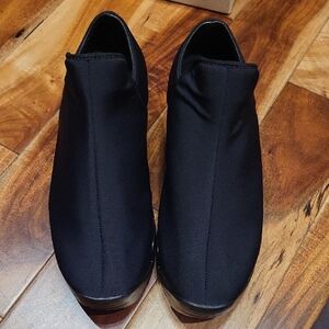 iRi Neoprene Low Tops